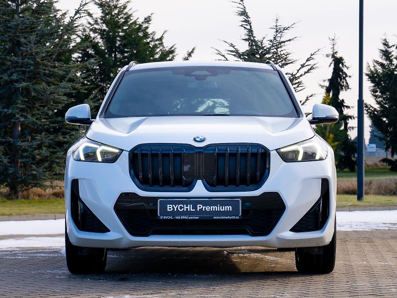 BMW X1 xDrive20d (U11) M Sport Paket  - fotka 2 z 31