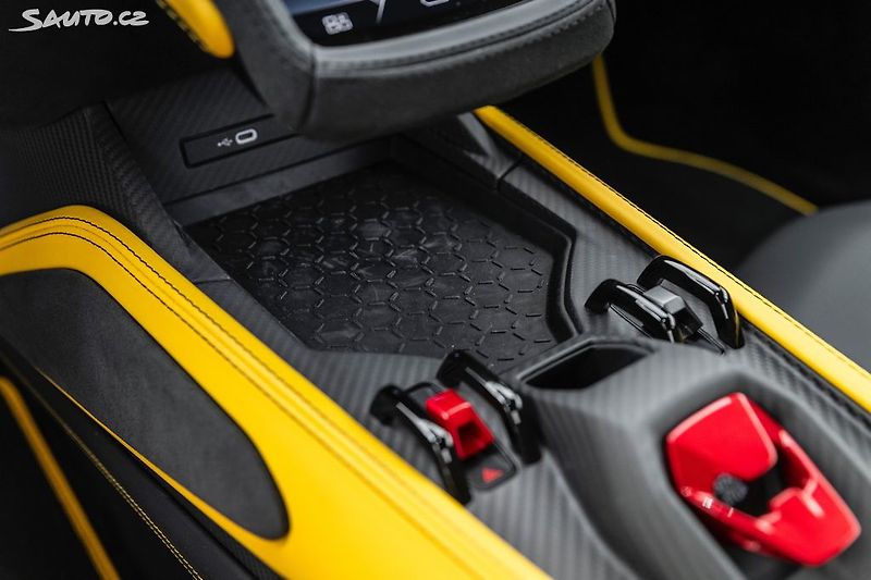 Lamborghini Ostatní (2026) Temerario*MY27*Ihned k odběru - fotka 21 z 21