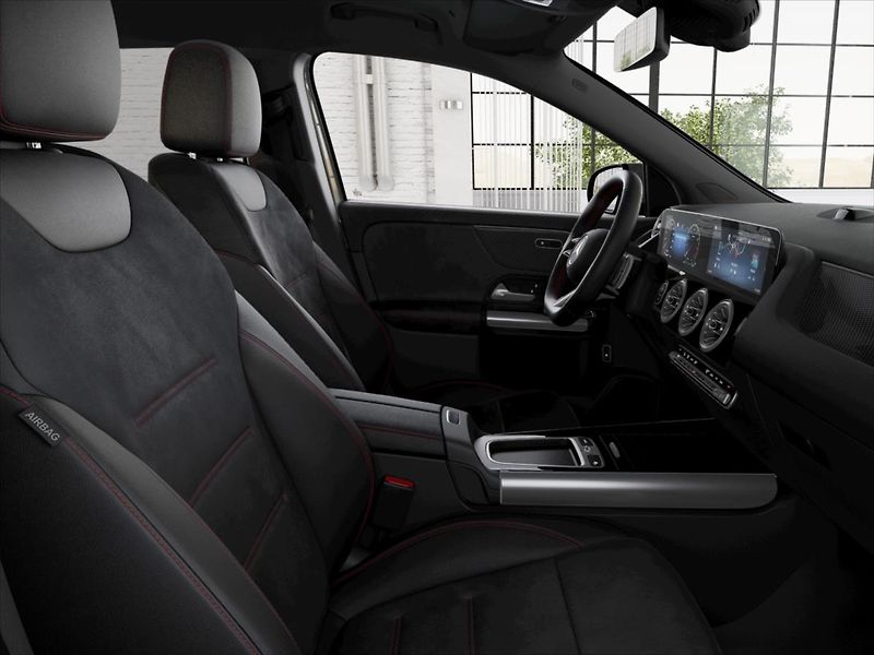 Mercedes-Benz GLA (2026) 1,3 200 Edition 140 Years - fotka 7 z 9