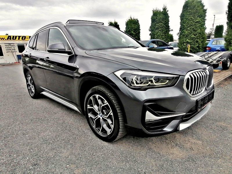 BMW X1 (2022) xDrive25eA Plug-in Hybrid - fotka 3 z 41