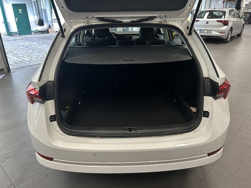 Škoda Octavia (2024) 2.0TDi Ambition LED 85kW - fotka 23 z 26
