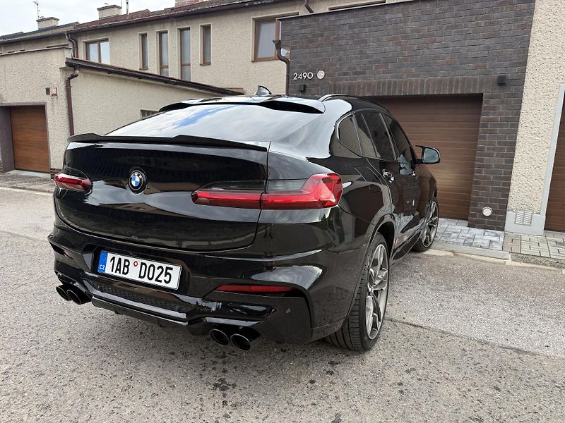 BMW X4 (2021) BMW X4 M40D 250kw 700nm - fotka 8 z 42