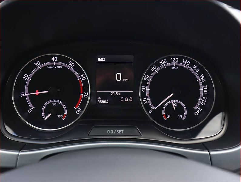 Škoda Fabia (2019) Ambition Plus 1.0 TSI - fotka 11 z 19