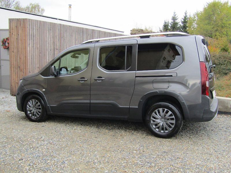 Peugeot Rifter (2020) 1.5 HDI LONG  7 MÍST - fotka 4 z 39