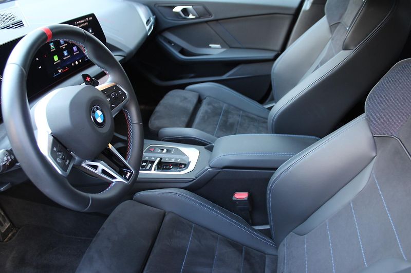 BMW Řada 2 M235 xDrive Gran Coupé - fotka 11 z 25