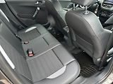 Peugeot 2008 (2016) 1.2 96kw Allure - náhled 12