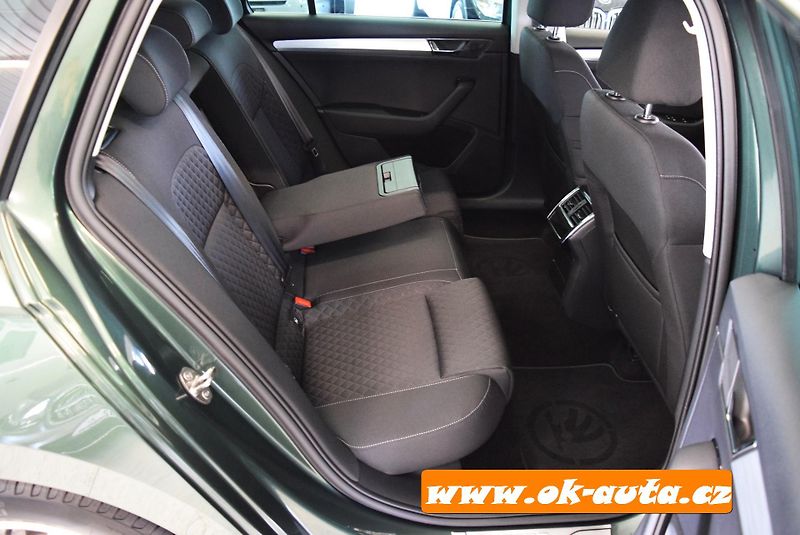 Škoda Superb 1.4 TSI iV DSG 160 kW PRAV.SER - fotka 16 z 63