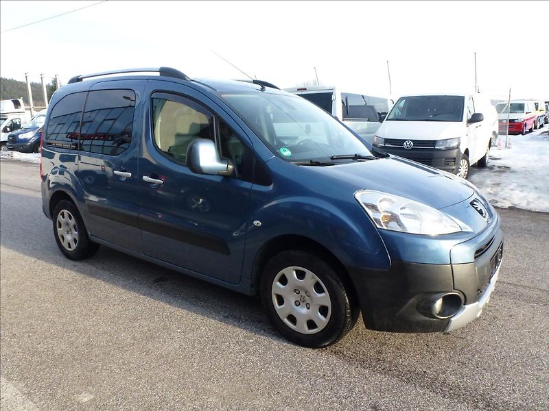 Peugeot Partner Tepee 1,6 TeePee HDI 92 k Active - fotka 5 z 44