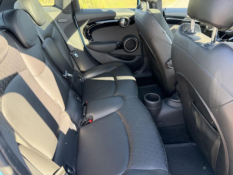 Mini Cooper S 2.0i LED PANORAMA NAVI KŮŽE - fotka 35 z 46
