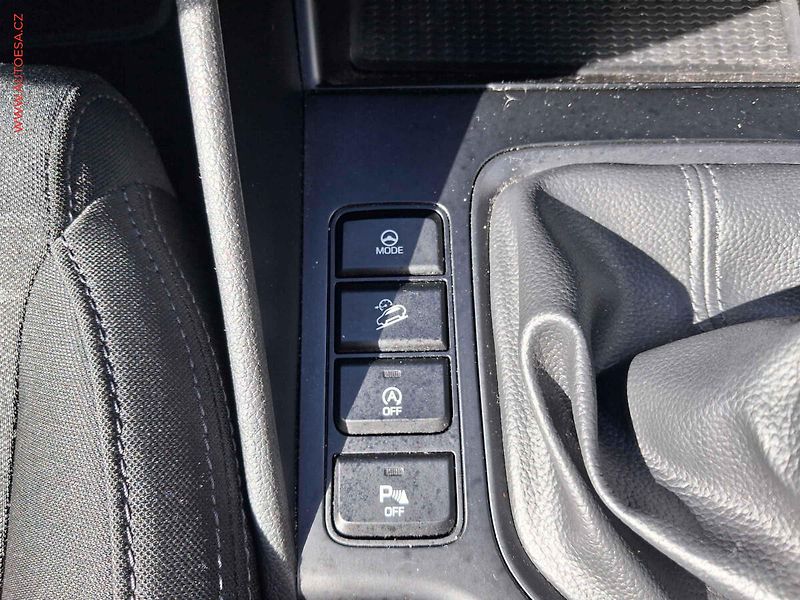 Hyundai Tucson (2019) 1.6 GDi 2WD, LED, navi - fotka 12 z 19