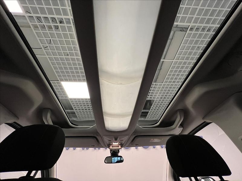 Toyota ProAce City Verso 1,5 D 8AT FAMILY L1 - fotka 6 z 16