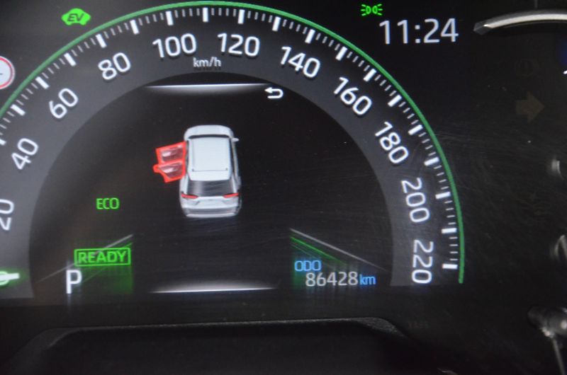 Toyota RAV4 (2022) 2.5 Hybrid Comfort 4WD e-CVT - fotka 15 z 19