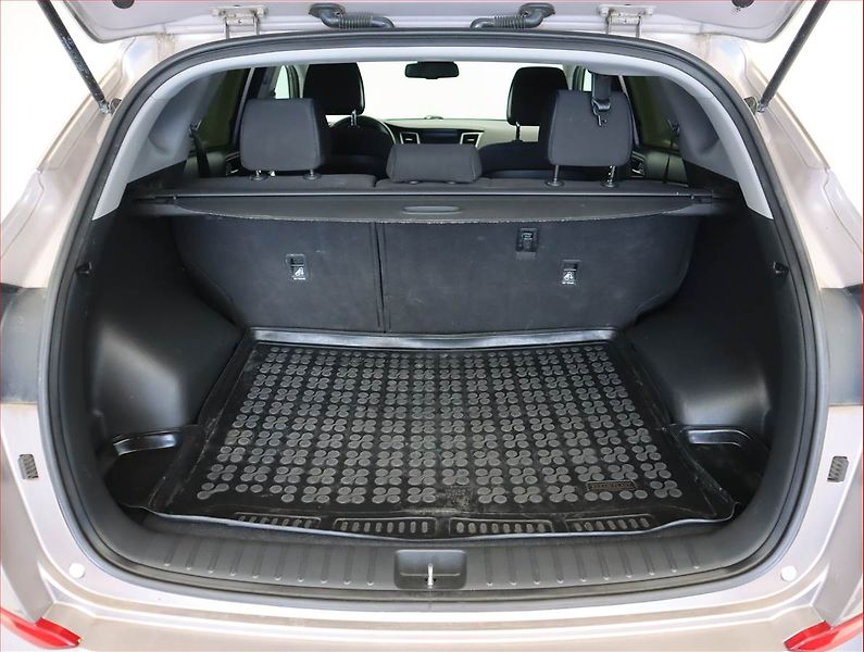Hyundai Tucson (2015) 1.6 GDI, Serv.kniha, Navi - fotka 14 z 19