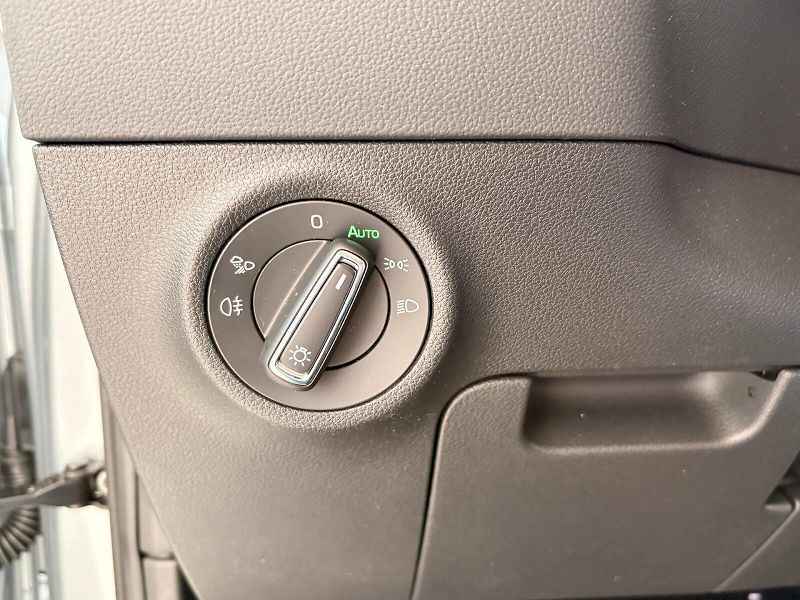 Škoda Karoq (2026) TSI 110 kW Top Selection - taž - fotka 24 z 29