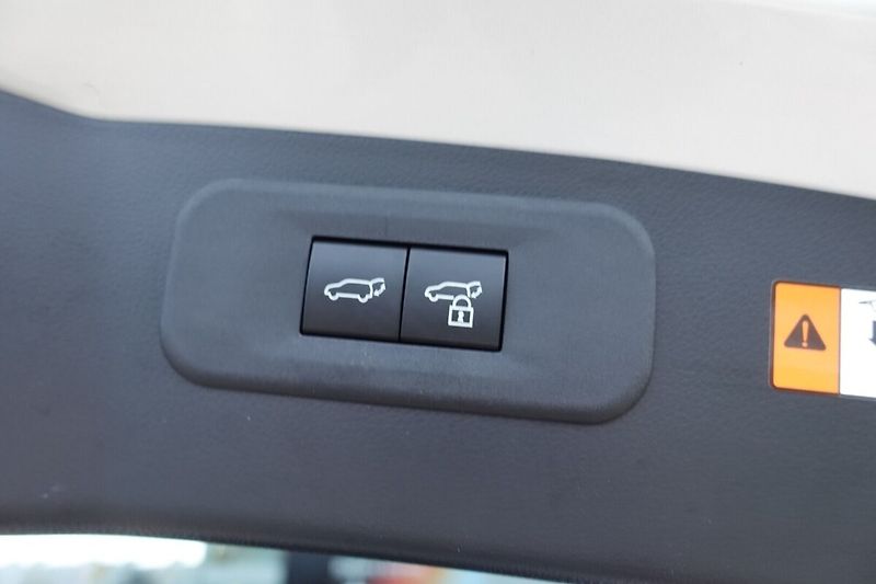 Lexus NX 350h NX350h Luxury Top Panoramic 4x - fotka 34 z 38