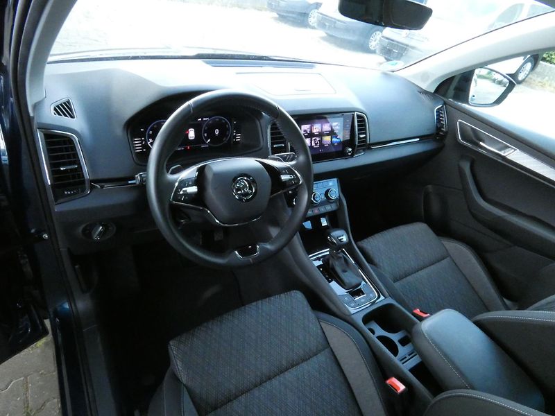 Škoda Karoq FL 4x4 Style 2.0 TDI /110 kW 7 - fotka 5 z 30
