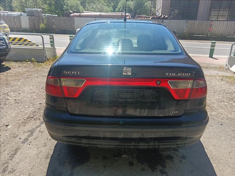 Seat Toledo 1,9 TDi  Stella - fotka 10 z 21