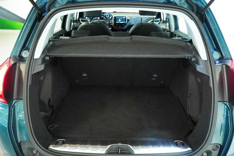 Peugeot 2008 - fotka 27 z 27