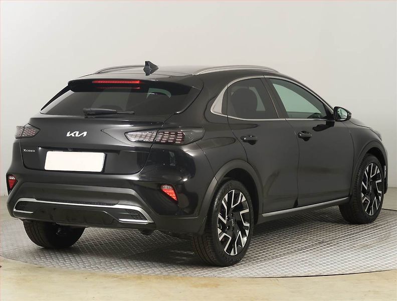 Kia XCeed (2026) 1.6 T-GDI, Ad. tempomat - fotka 5 z 20