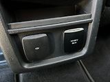 Ford S-MAX (2018) Titanium! 2.0TDCi 132kW! LED! - náhled 18