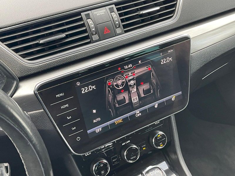 Škoda Superb (2017) Combi 2.0 TDI / 110 kW DSG Sty - fotka 23 z 30