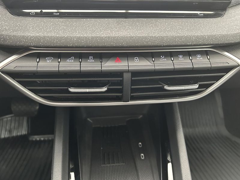 Škoda Octavia 2.0 TDI Top selection - fotka 21 z 28