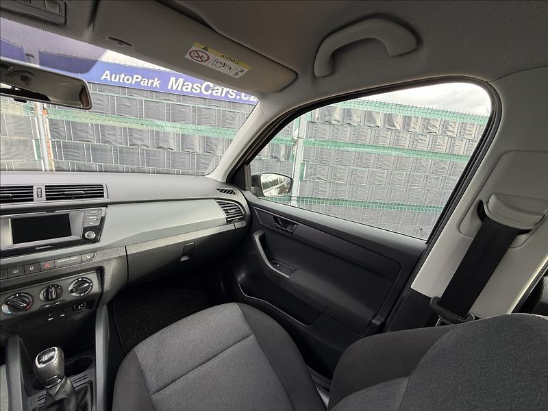 Škoda Fabia III 1.0 TSI Active - fotka 10 z 16