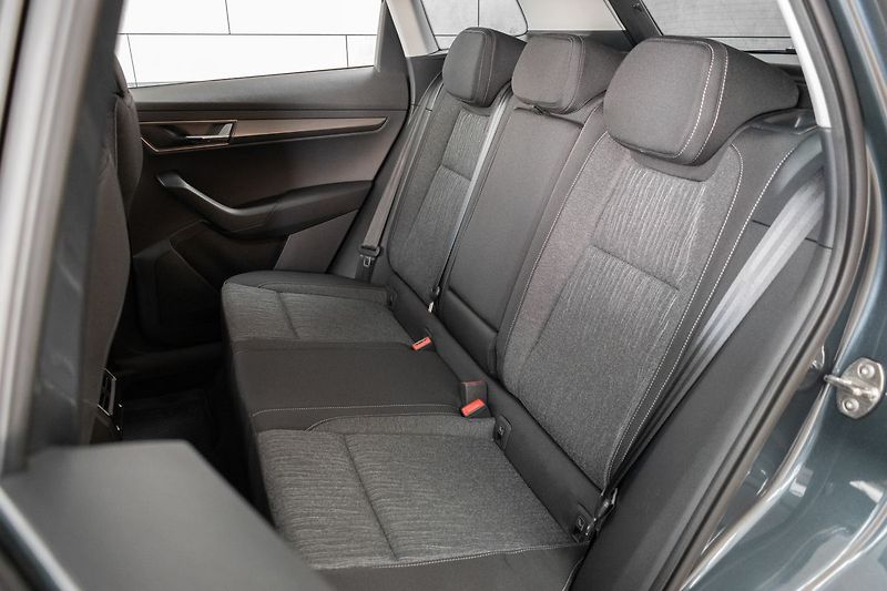 Škoda Karoq 1.5 TSI STYLE*TAŽNÉ*DPH*ČR 1.M - fotka 14 z 44