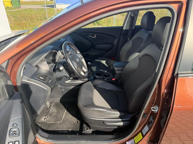 Hyundai ix35 1.6 GDi 99kW - fotka 11 z 26