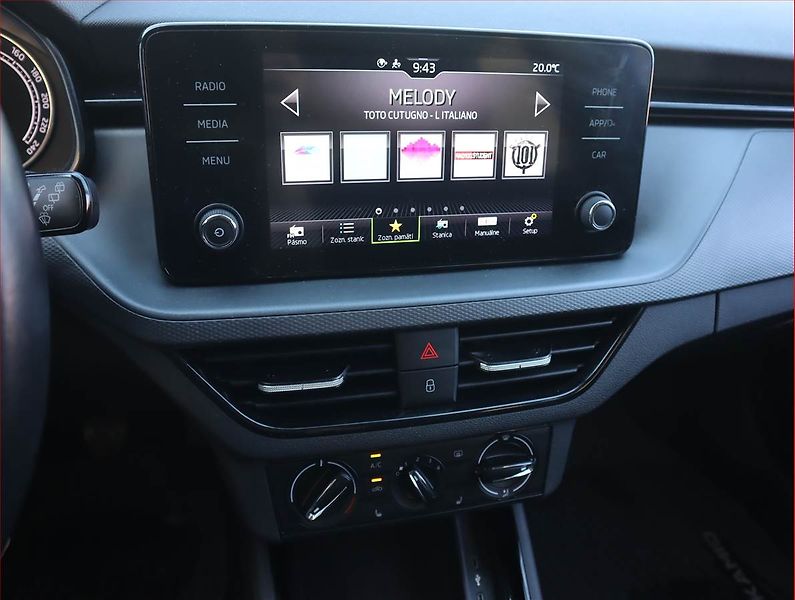 Škoda Kamiq (2021) Ambition 1.0 TSI, Serv.kniha - fotka 12 z 19