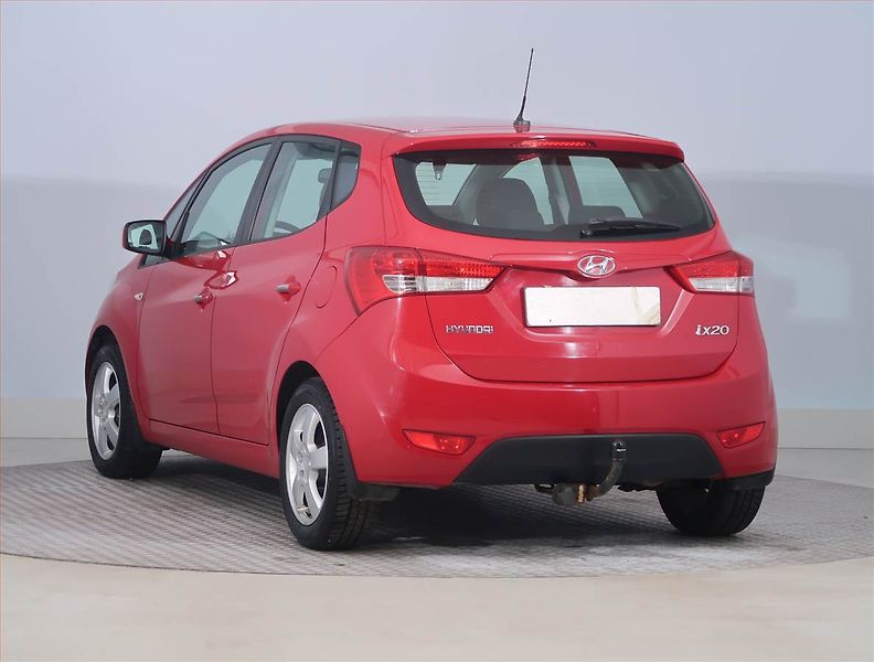 Hyundai ix20 (2012) 1.4 CVVT - fotka 4 z 16