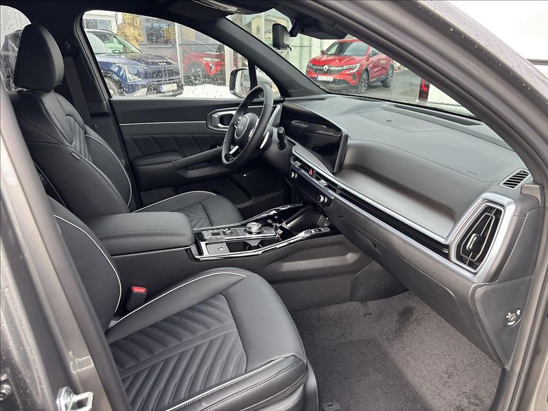 Kia Sorento (2026) 2,2 CRDi SCR 4x4 8DCT  TOP+NAP - fotka 12 z 17