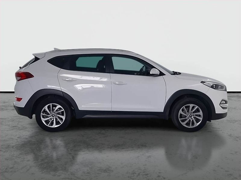 Hyundai Tucson (2016) 1.7 CRDi, Serv.kniha - fotka 6 z 21