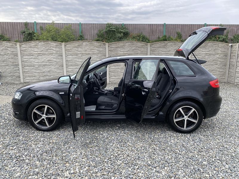 Audi A3 1.6TDi 105PS S-TRON 150TKM CZ! - fotka 129 z 150