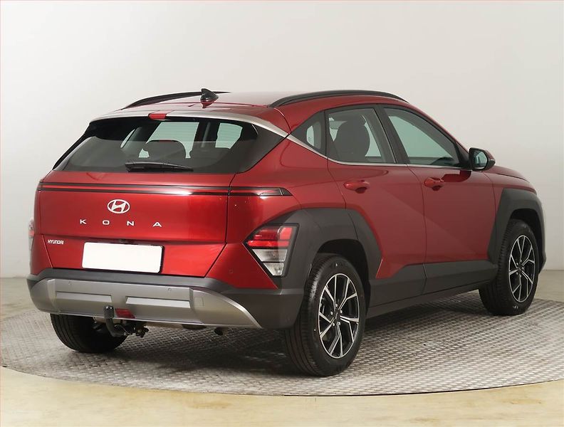 Hyundai Kona (2024) Smart 1.0 T-GDI - fotka 5 z 21