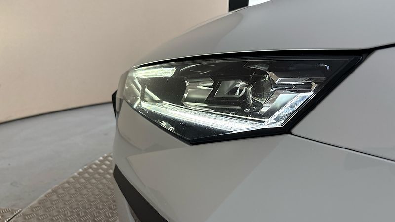 Škoda Scala 1.0 TSI DSG Top Selection - fotka 18 z 26