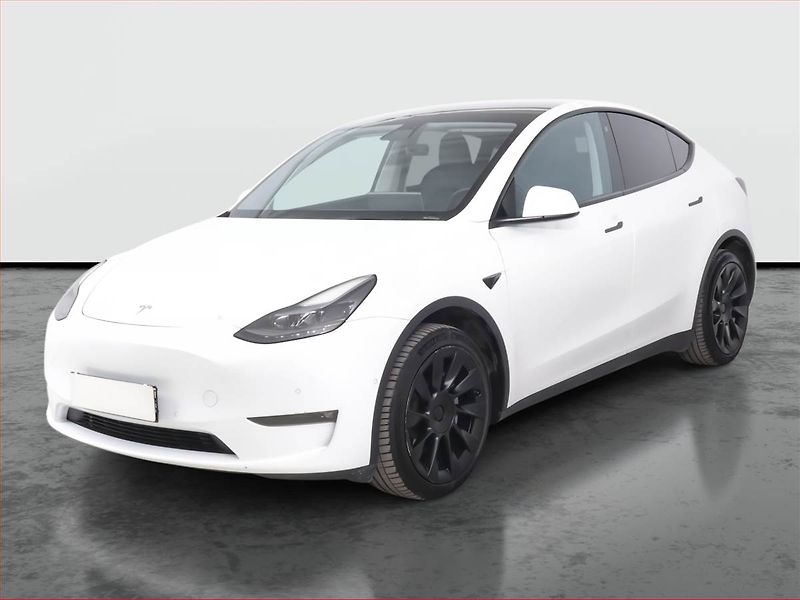 Tesla Model Y (2022) Long Range AWD 79kWh, SoH 89% - fotka 2 z 21