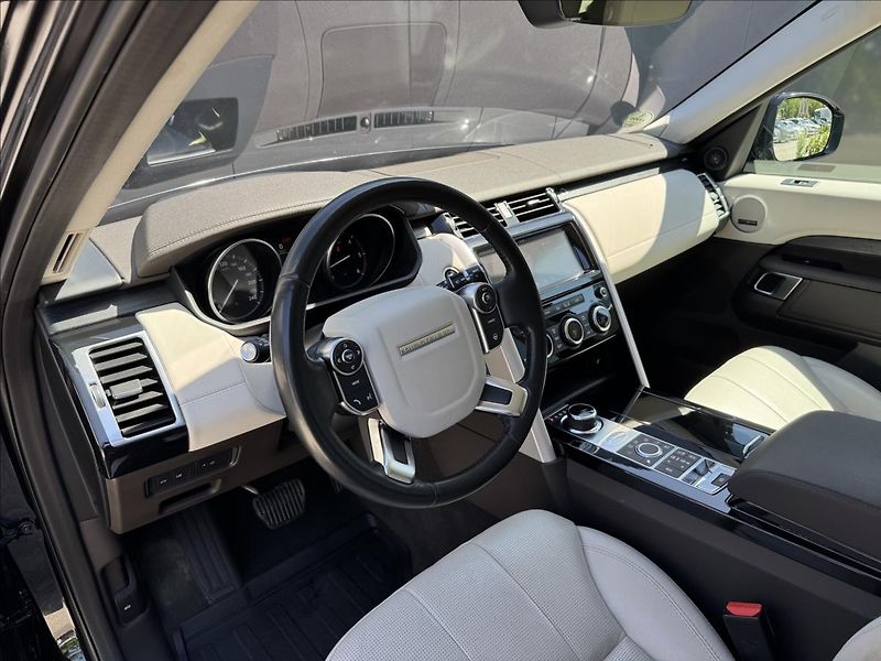Land Rover Discovery 3,0 TDV6 HSE AWD ČR DPH - fotka 9 z 34