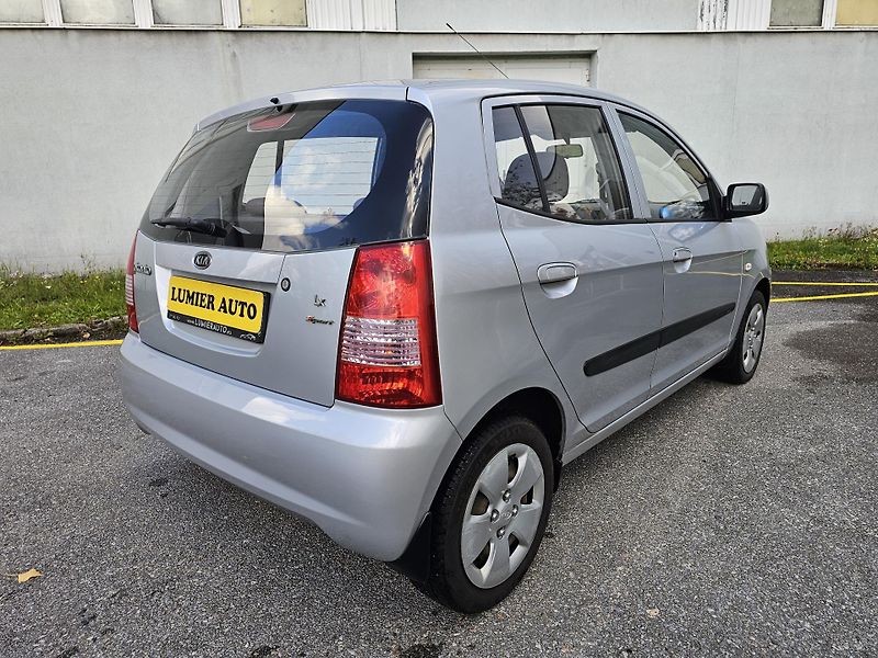 Kia Picanto (2007) 1.0i - fotka 5 z 18