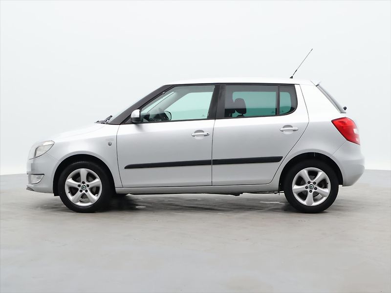 Škoda Fabia 1,2 TSI 63kW Ambition Klima - fotka 4 z 35