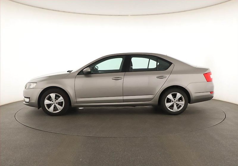 Škoda Octavia (2014) 1.6 TDI, Automat, Tempomat - fotka 3 z 15