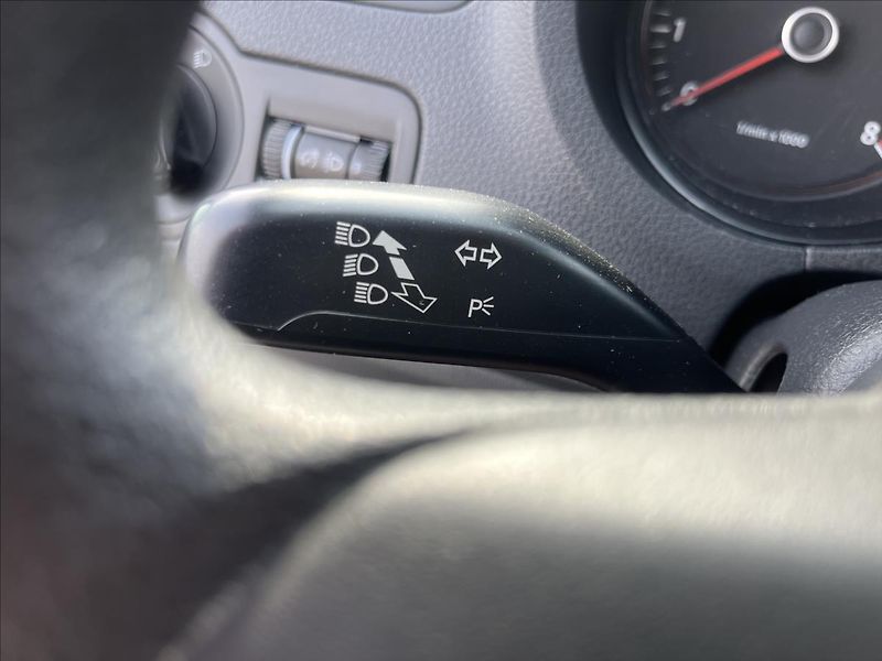 Volkswagen Polo 1.2 HTP KLIMA STK 8/2028 - fotka 21 z 30