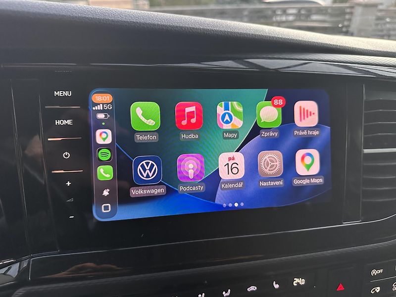 Volkswagen Multivan (2022) - fotka 16 z 21