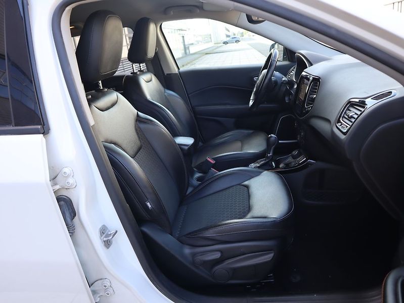 Jeep Compass (2020) - fotka 21 z 52