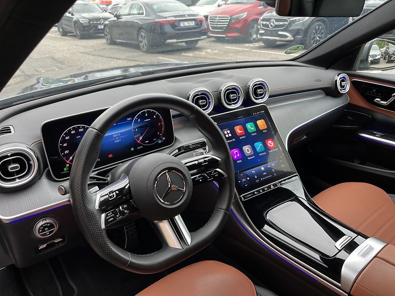 Mercedes-Benz Třídy C C-Třída 220 d 4MATIC AMG Editi - fotka 10 z 21
