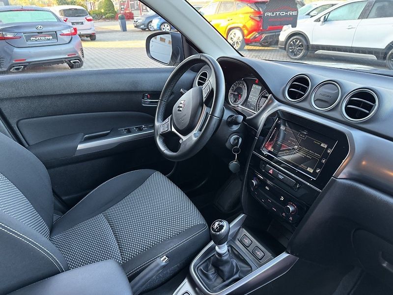 Suzuki Vitara (2021) 1.4i BoosterJet Allgrip LED - fotka 16 z 48