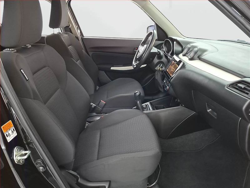 Suzuki Swift (2018) 1.2 DualJet, Serv.kniha - fotka 9 z 17