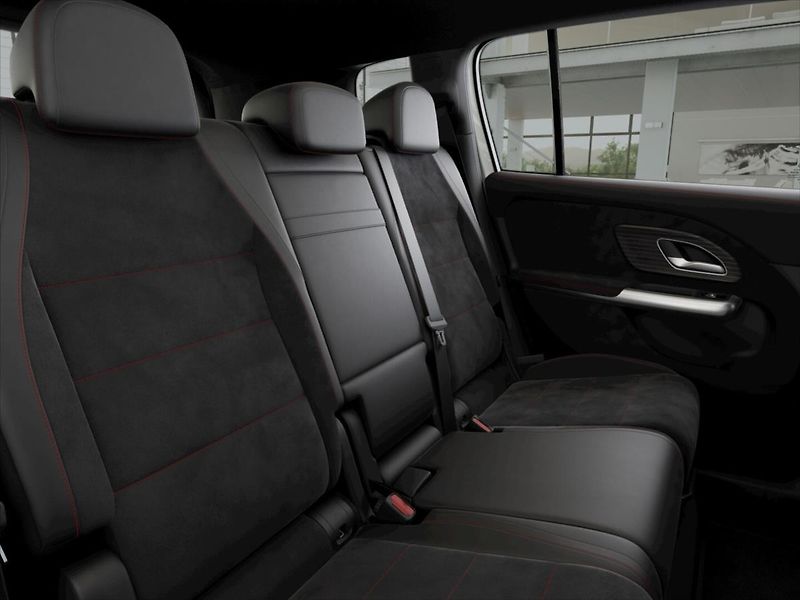 Mercedes-Benz GLB (2026) 1.5 220 4MATIC - fotka 8 z 9