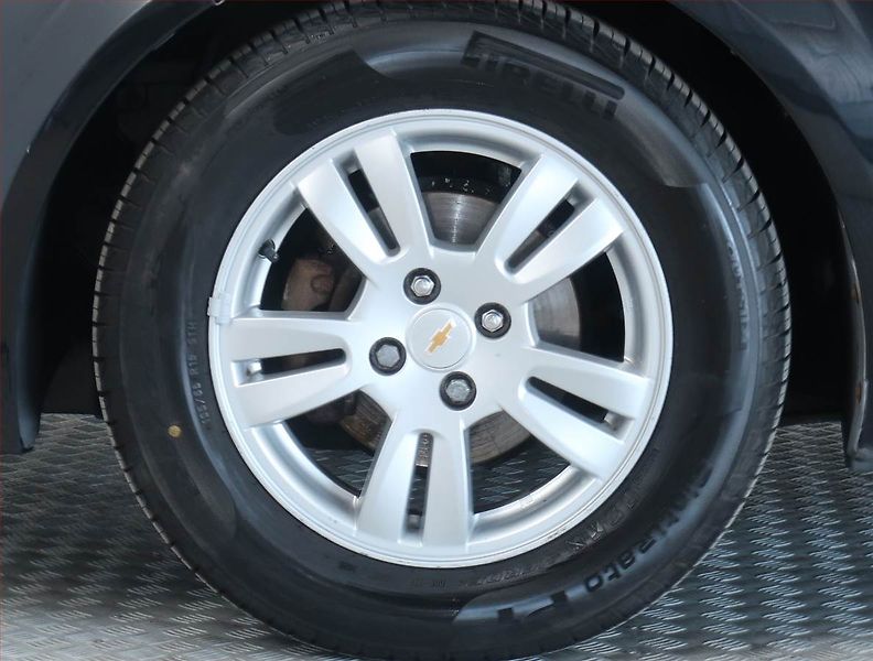 Chevrolet Aveo (2013) 1.2 i 16V, po STK, Tažné - fotka 14 z 16