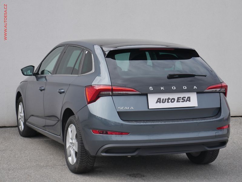 Škoda Scala (2021) 1.5 TSI, ČR, Style, DSG - fotka 6 z 19